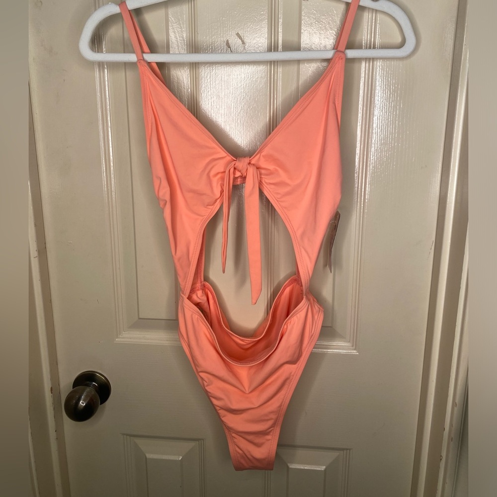 Swimsuit M